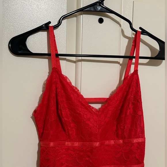 Guess Size Small Red Lace Party Dress (Like New!) - Picture 4 of 14